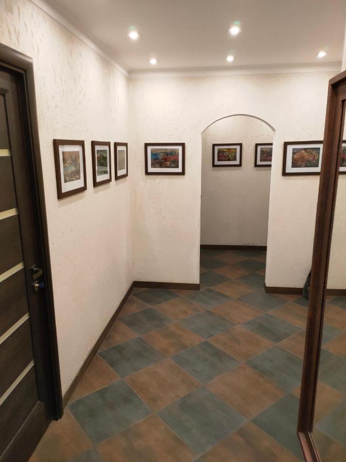 Gallery Lviv Apartment Exterior foto